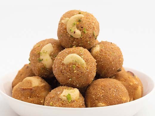 Ladoo traditionnels aux noix - ASIE