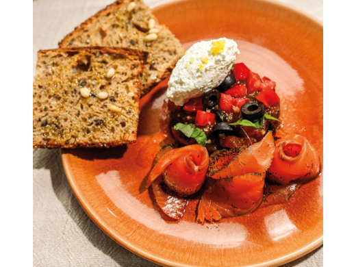 Tartare de tomates, chantilly ricotta