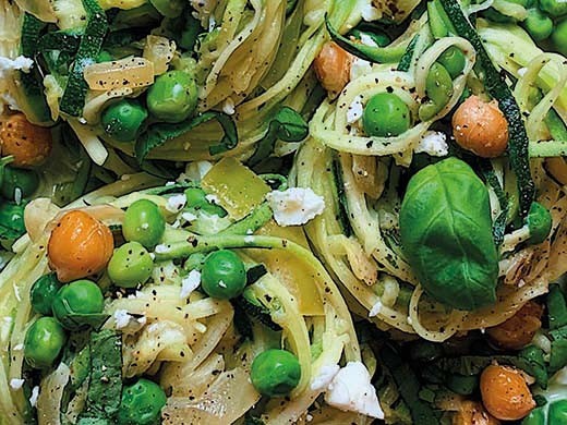 Spaghettis de courgettes et petits pois