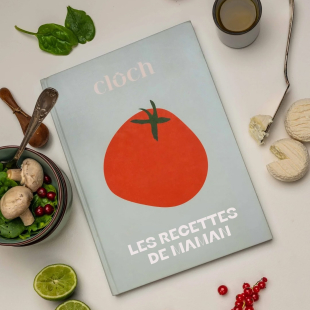 La Fête des Mères approche... et nous avons réuni la sélection parfaite pour gâter toutes les mamans adorées 

✨ Un cadeau unique pour la fête de mères : facile à créer, 100% personnalisable
 🇫🇷 Imprimé avec soin en France, qualité d’exception !
 💝 15% offerts sur tout votre panier

#fetedesmeres #cuisine #livresdecuisine #cadeau